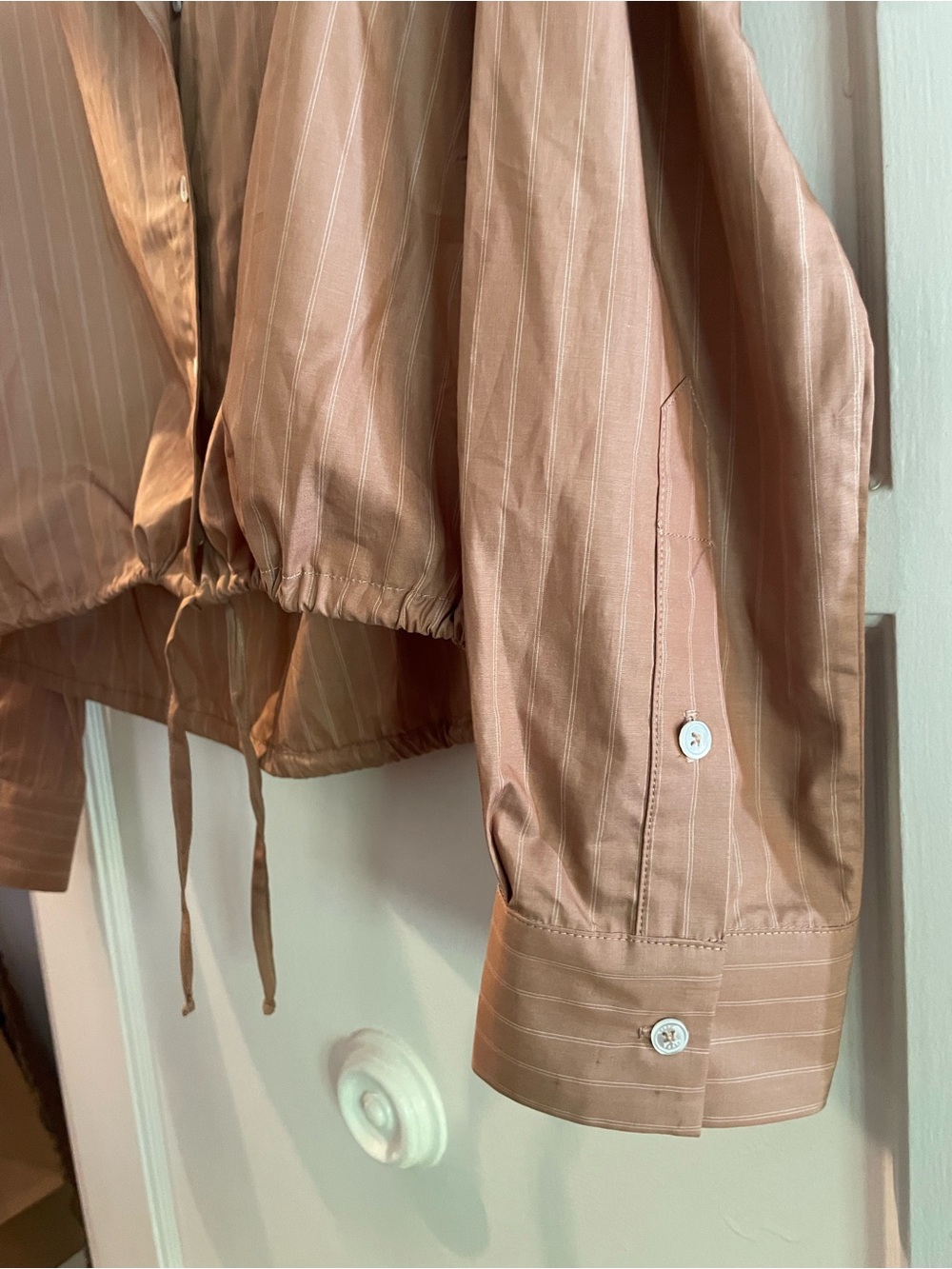 Cissa Brown Pinstripe Cropped Button-Down Shirt - Sz M - Picture 6 of 8